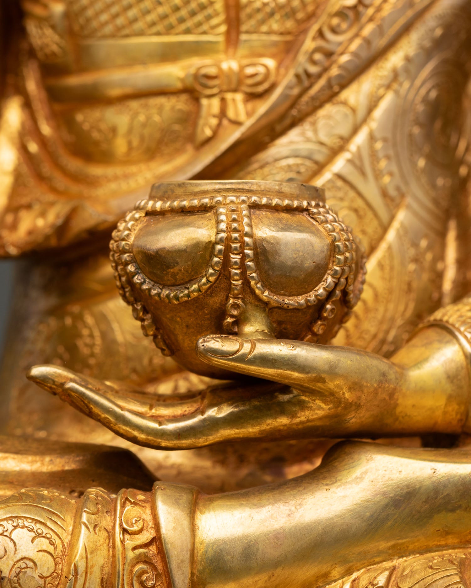 Buddha Shakyamuni Statue | Enlightened Buddha of Wisdom