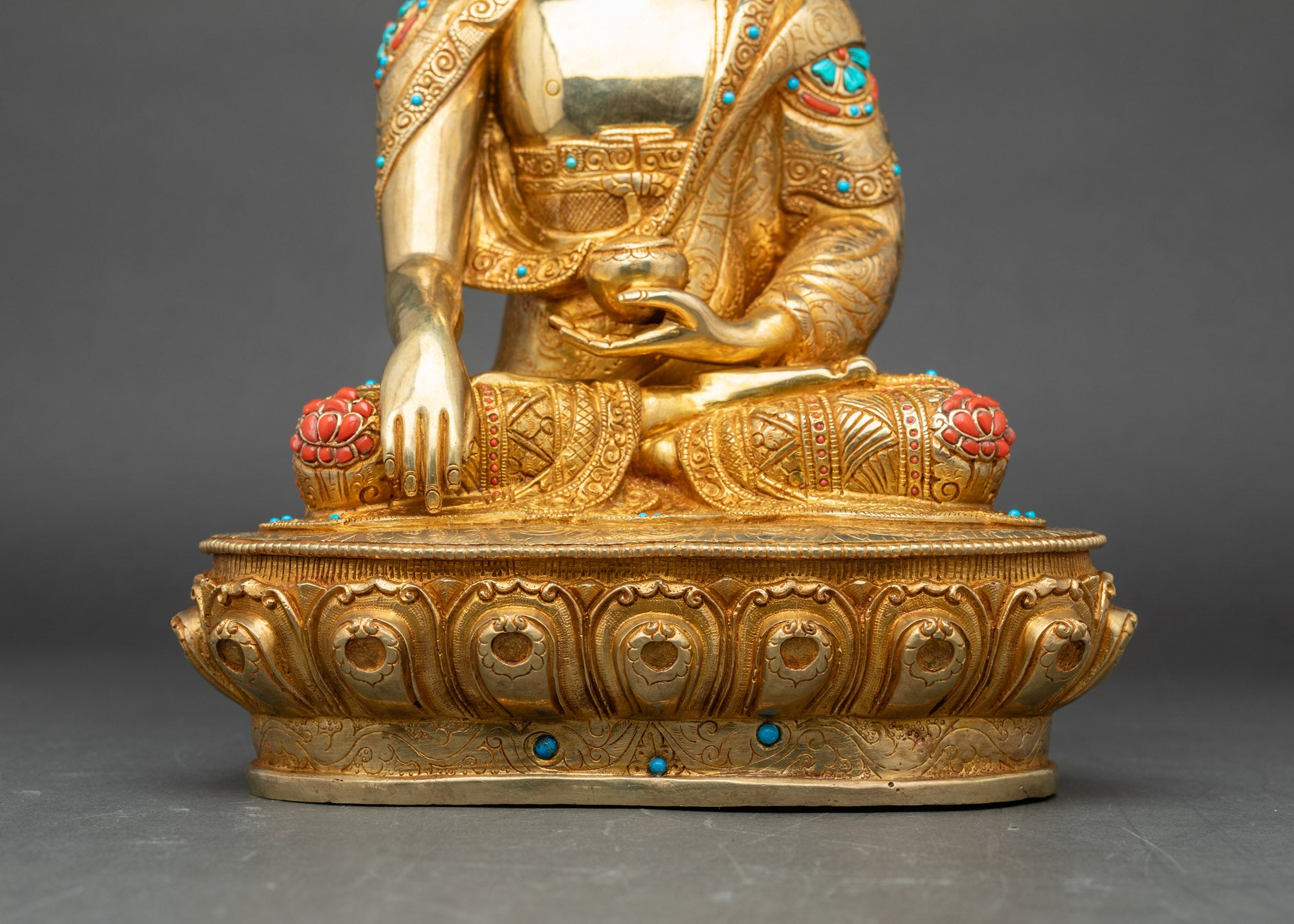 Serene Buddha Statue | Zen Meditation & Spiritual Decor