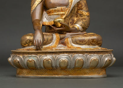 Buddha Shakyamuni Statue