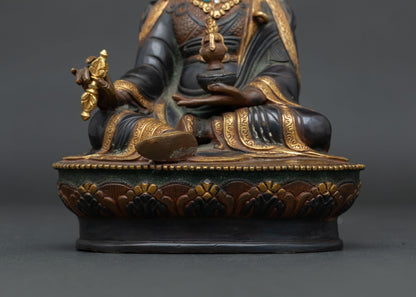 Guru Rinpoche Statue