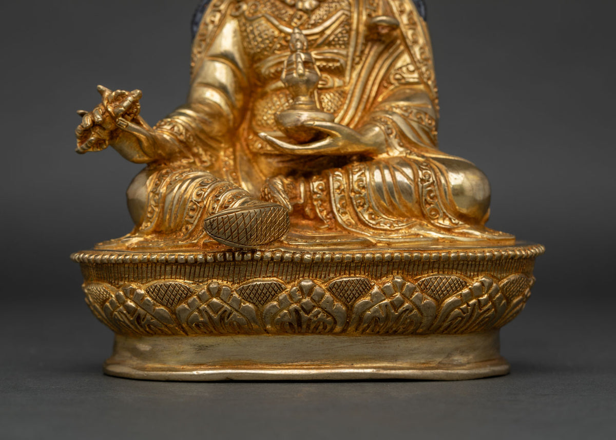 Guru Rinpoche Statue | The Vajra Holder and Dharma Protector
