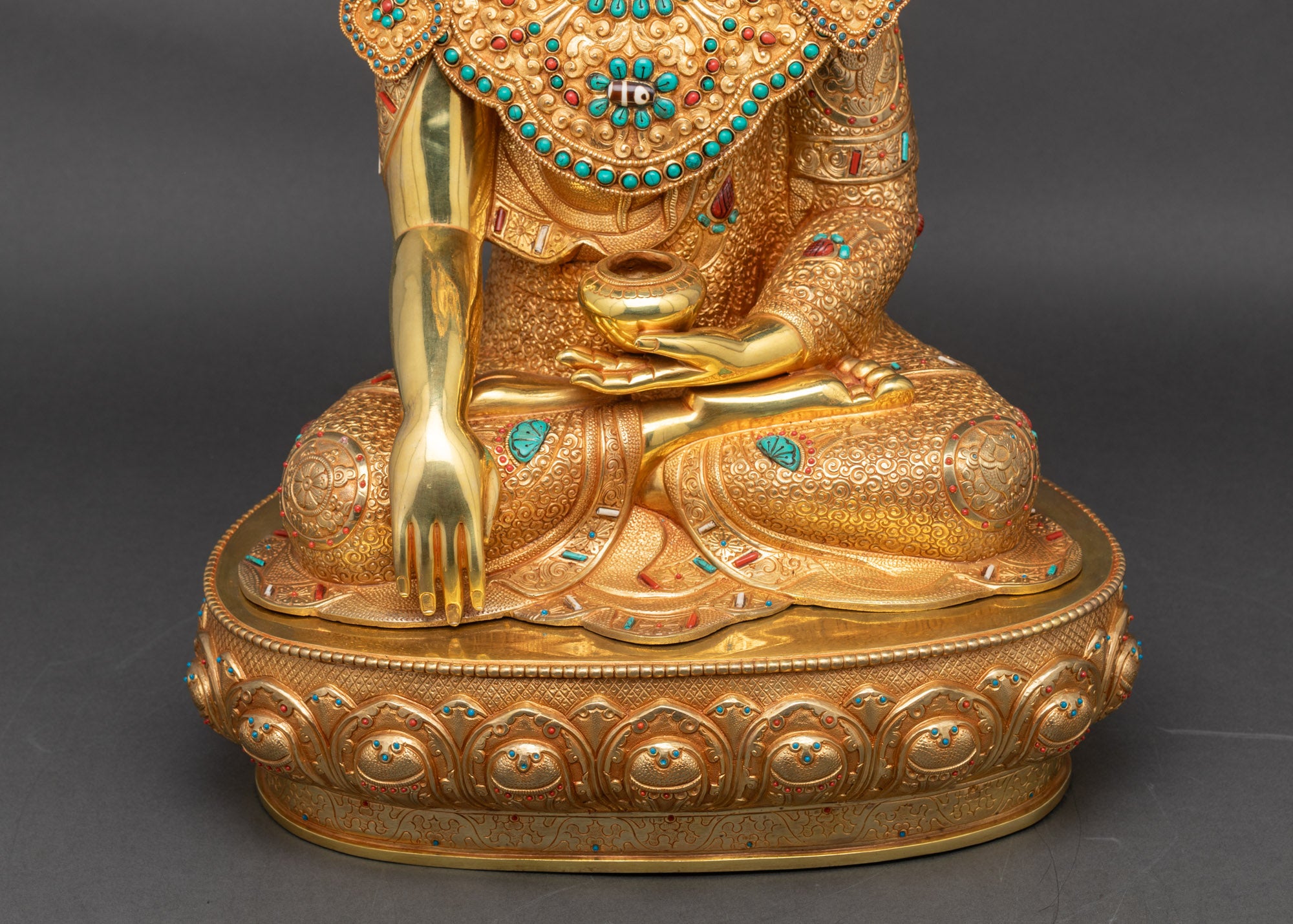 Premium Jowo Rinpoche Statue | Handcrafted Tibetan Artwork