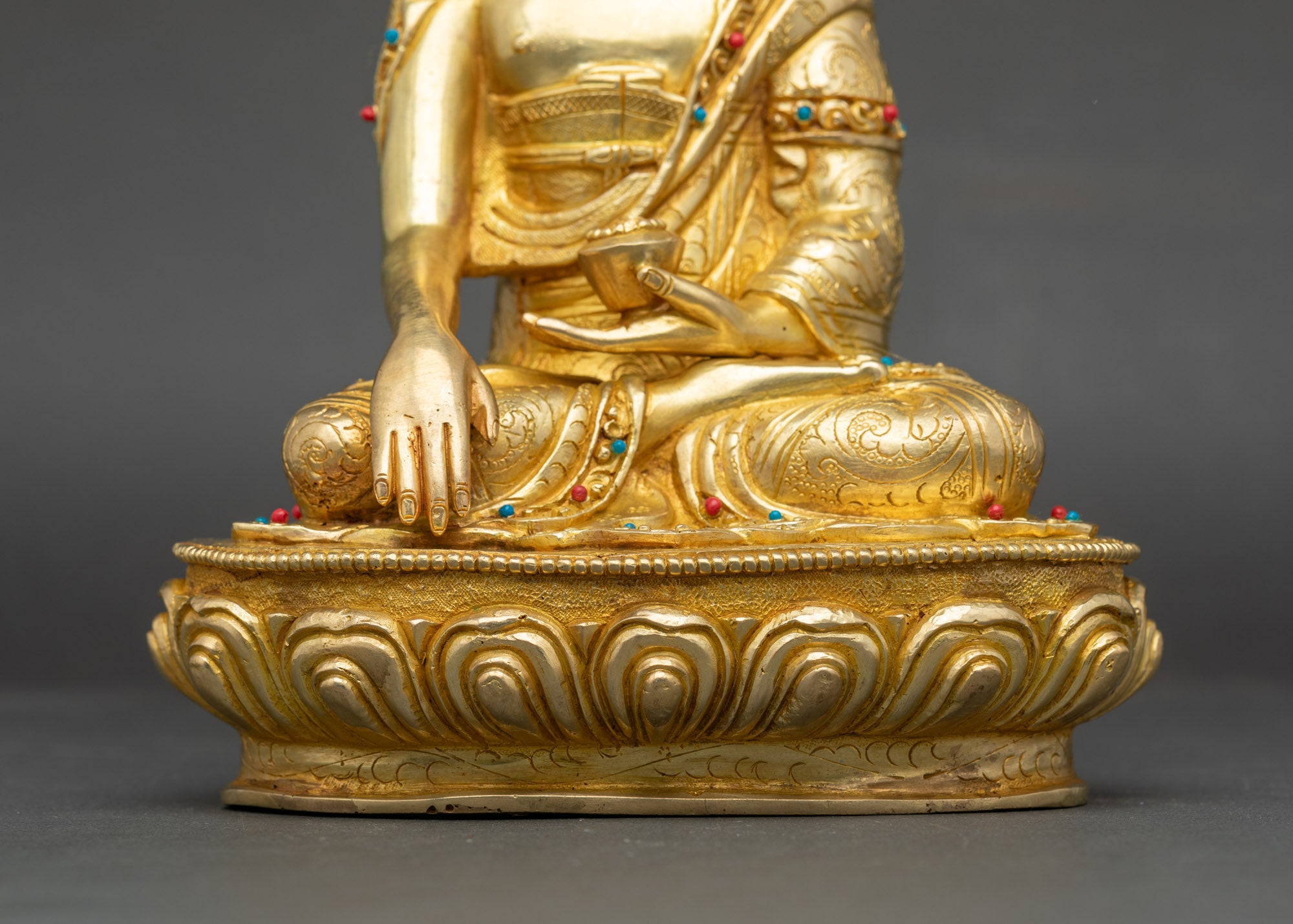 Tibetan Buddha Shakyamuni Statue for Peace and Mindfulness