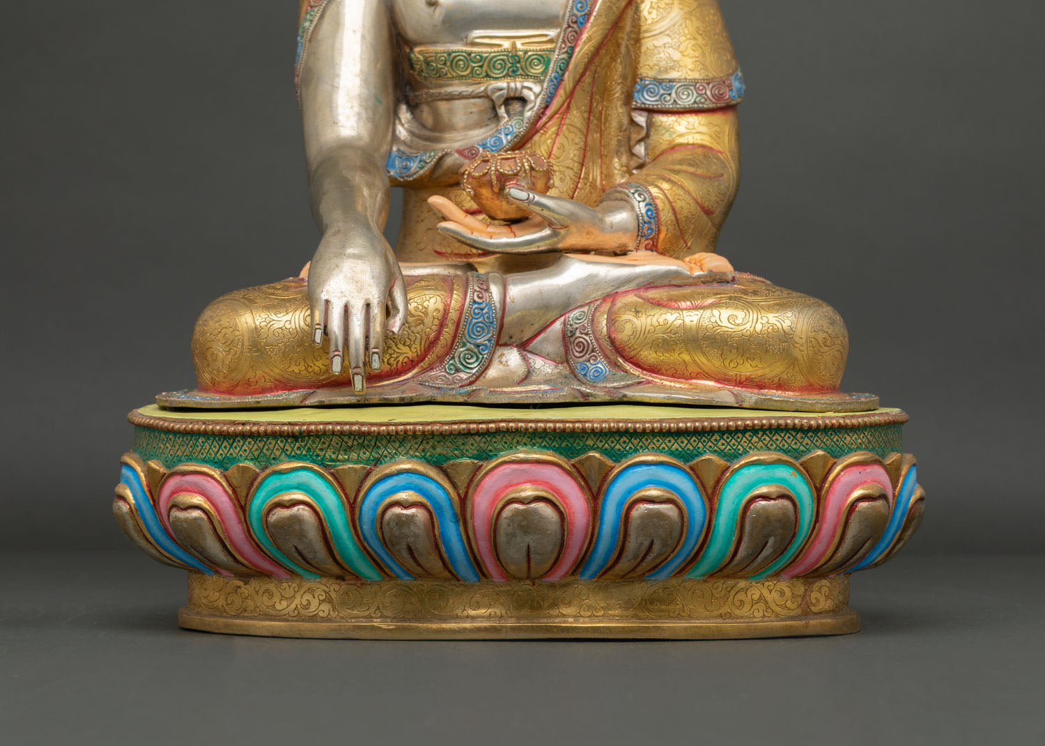 Buddha Shakyamuni Statue | Buddhist Altar and Shrine Decor