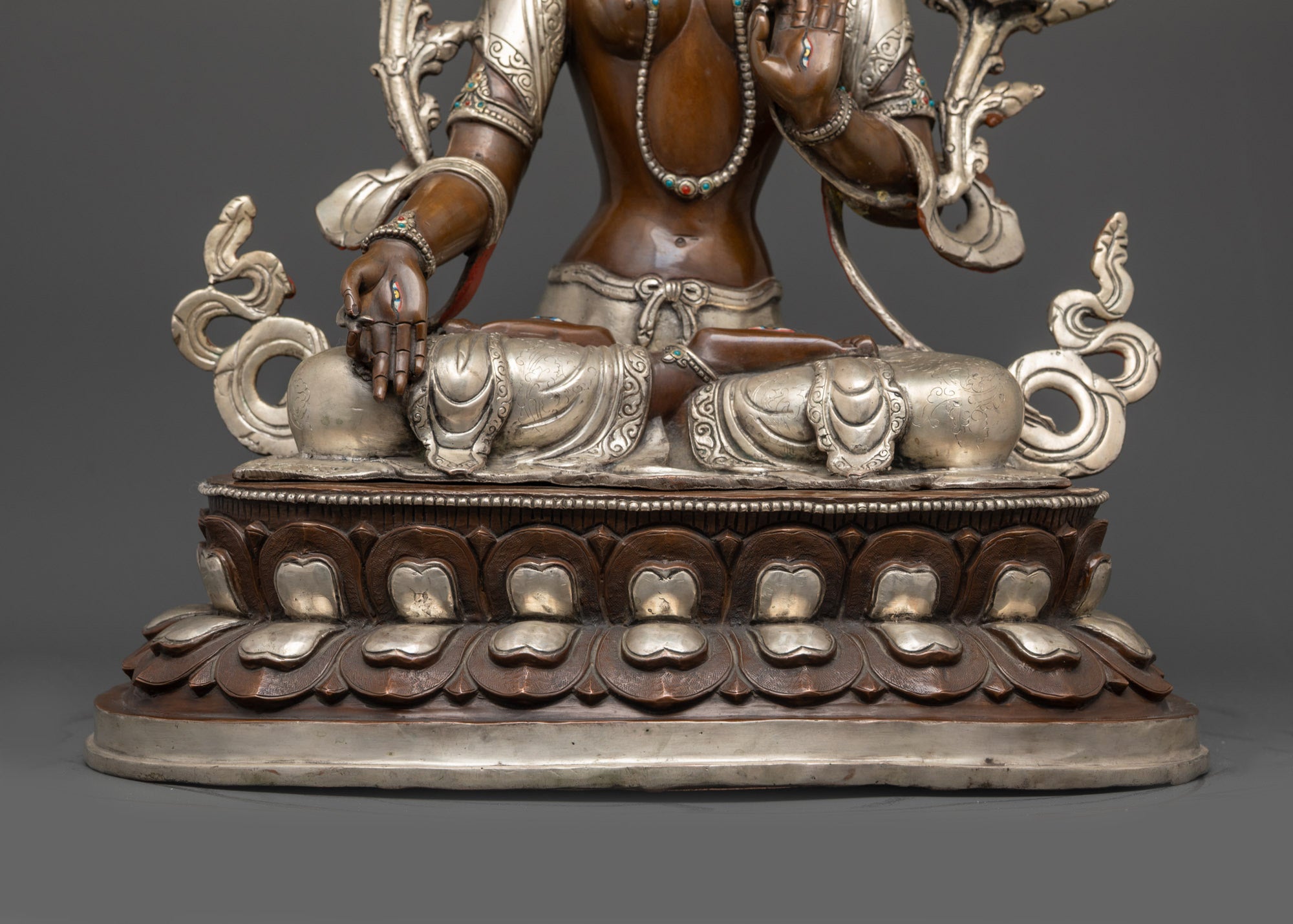 Tibetan White Tara (Sapta Lochani) Statue – Meditation & Altar