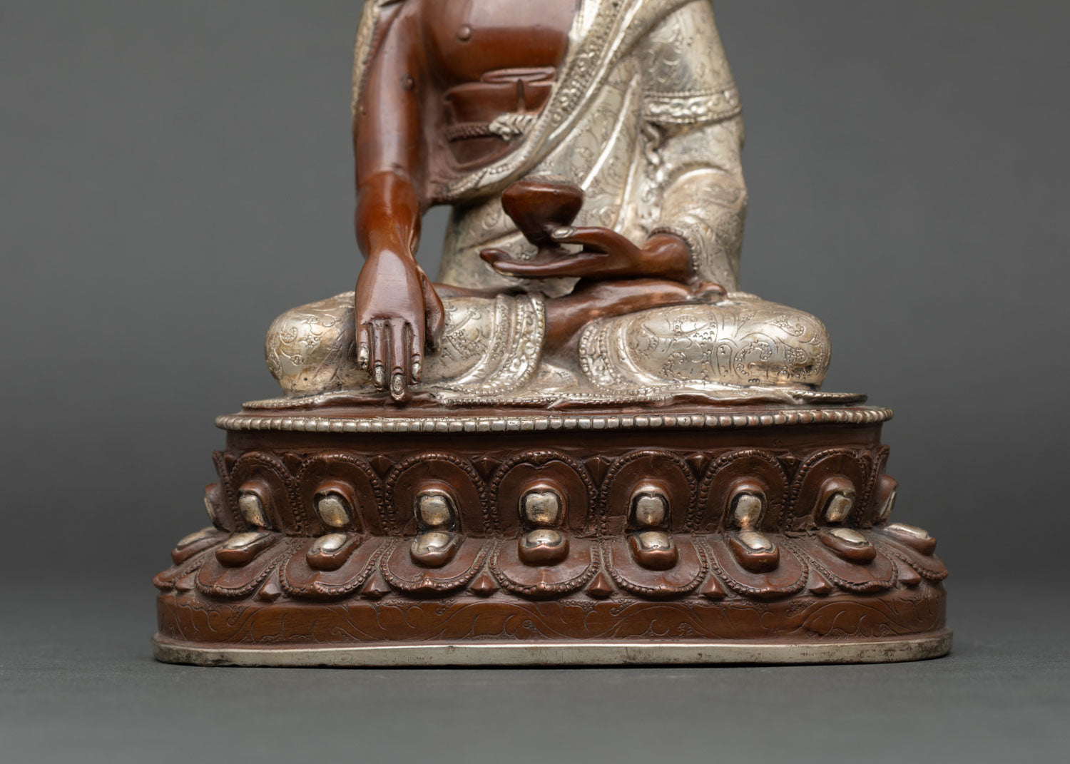 Shakyamuni Buddha Sculpture – Authentic Buddhist Art & Decor