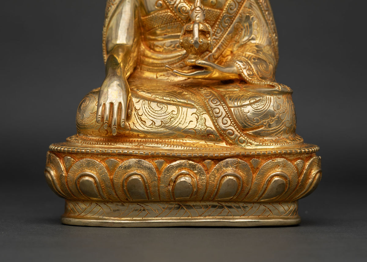 Zabdrung Ngawang Namgyal Statue