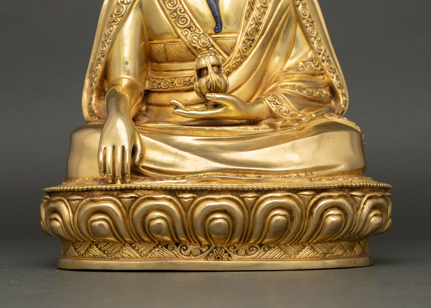 Buddhist Lama Zhabdrung Rinpoche Statue | Founding Father of Bhutan