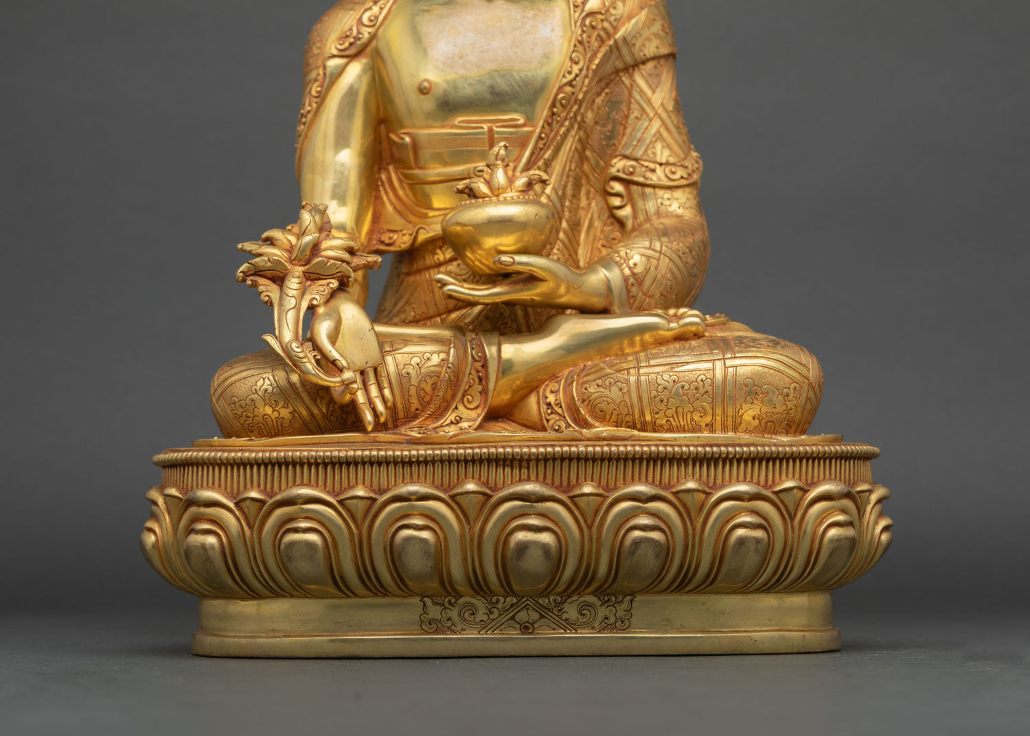 Medicine Buddha Statue for Spiritual Healing and Peace
