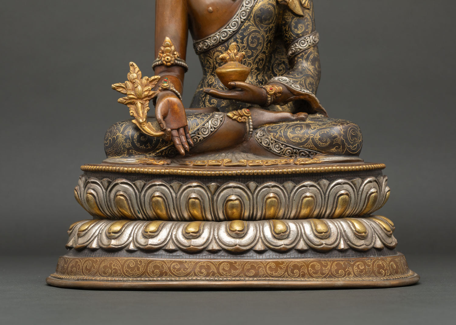 Medicine Buddha Statue