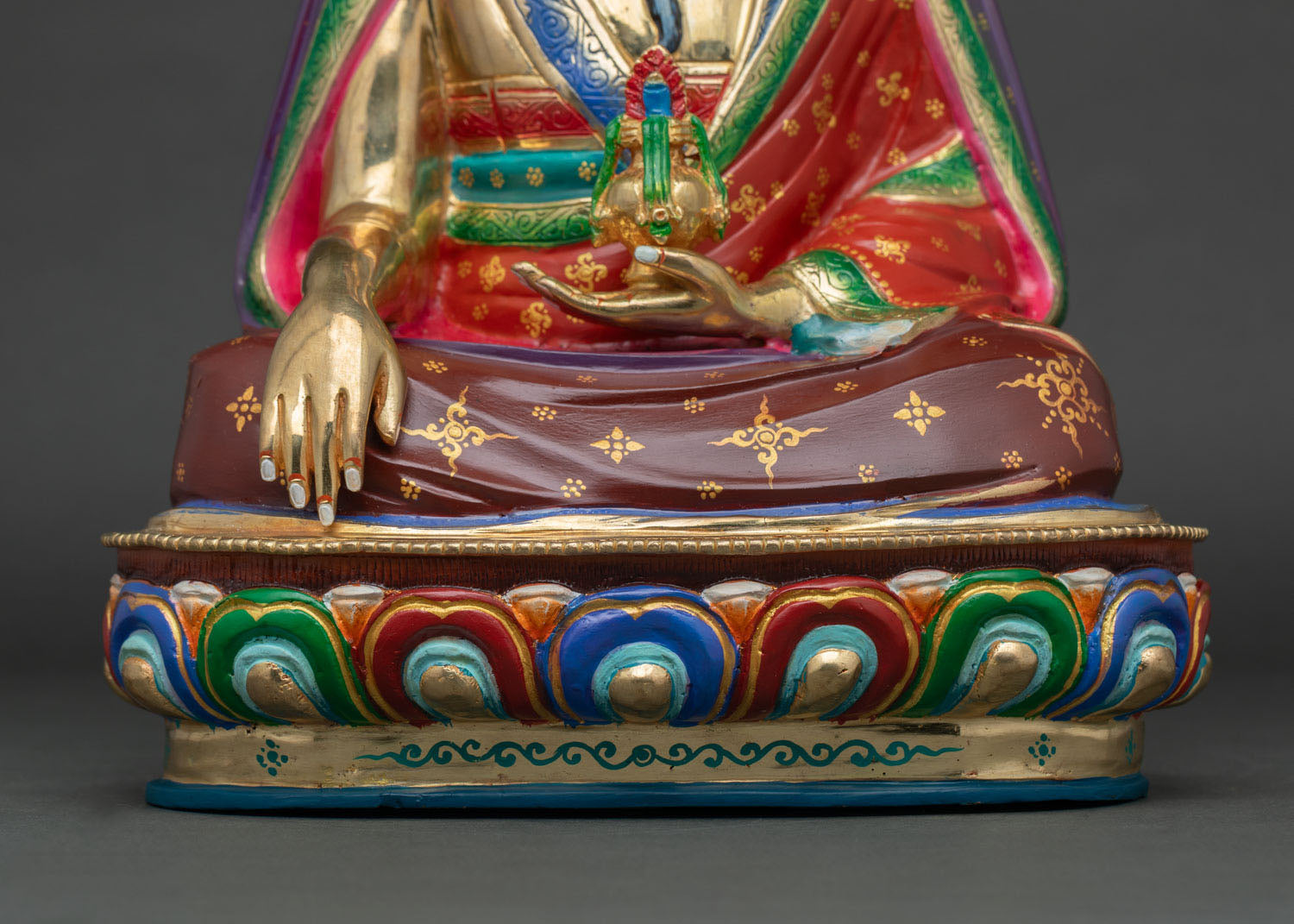 Zabdrung Nawang Namgyal Statue