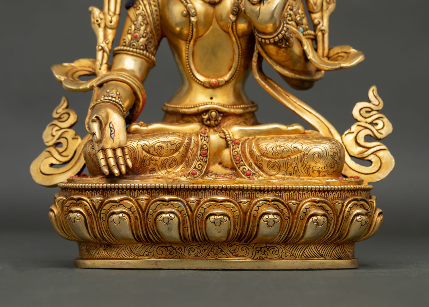 White Tara Statue | Symbol of Healing and Longevity