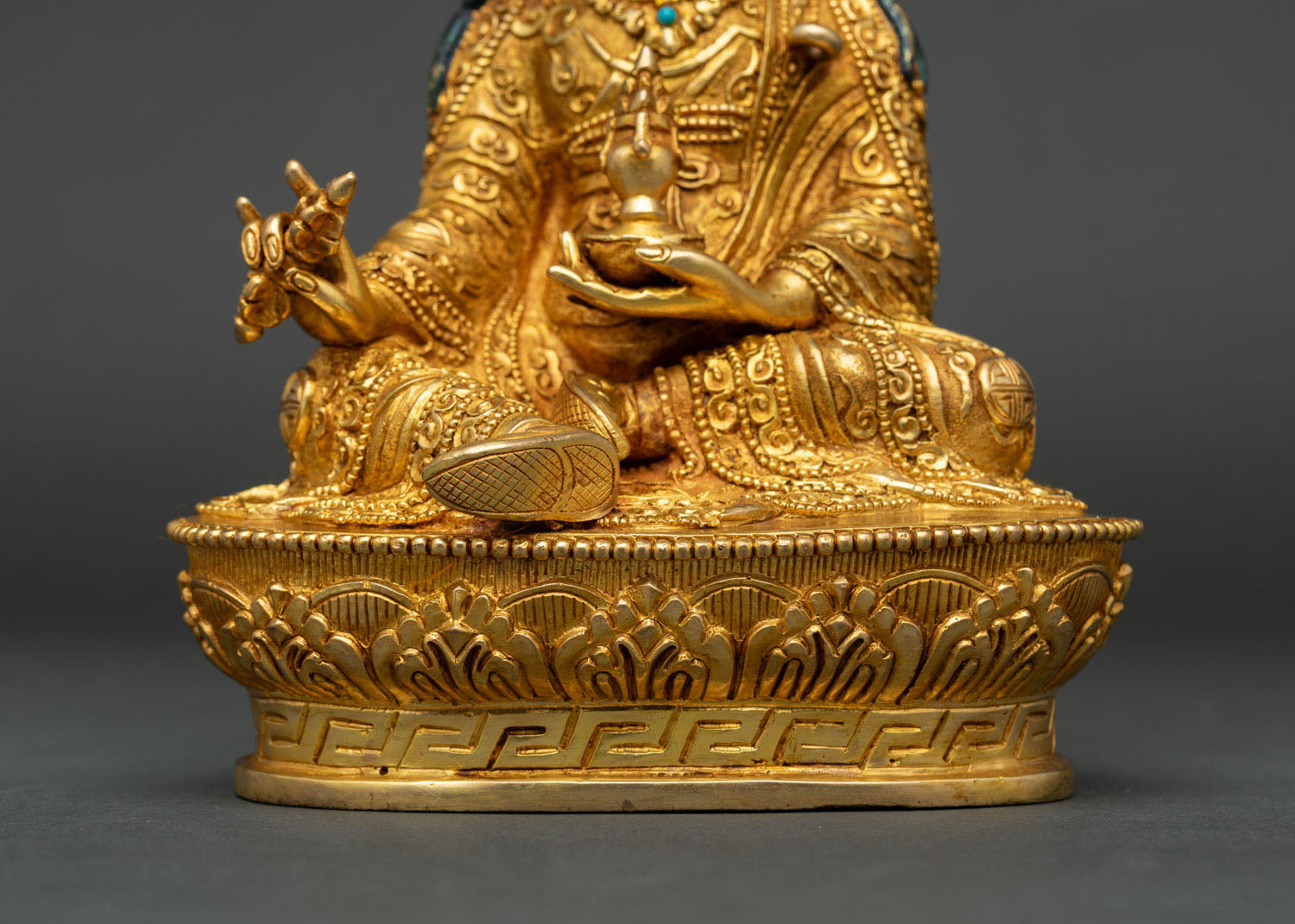 Guru Rinpoche Statue