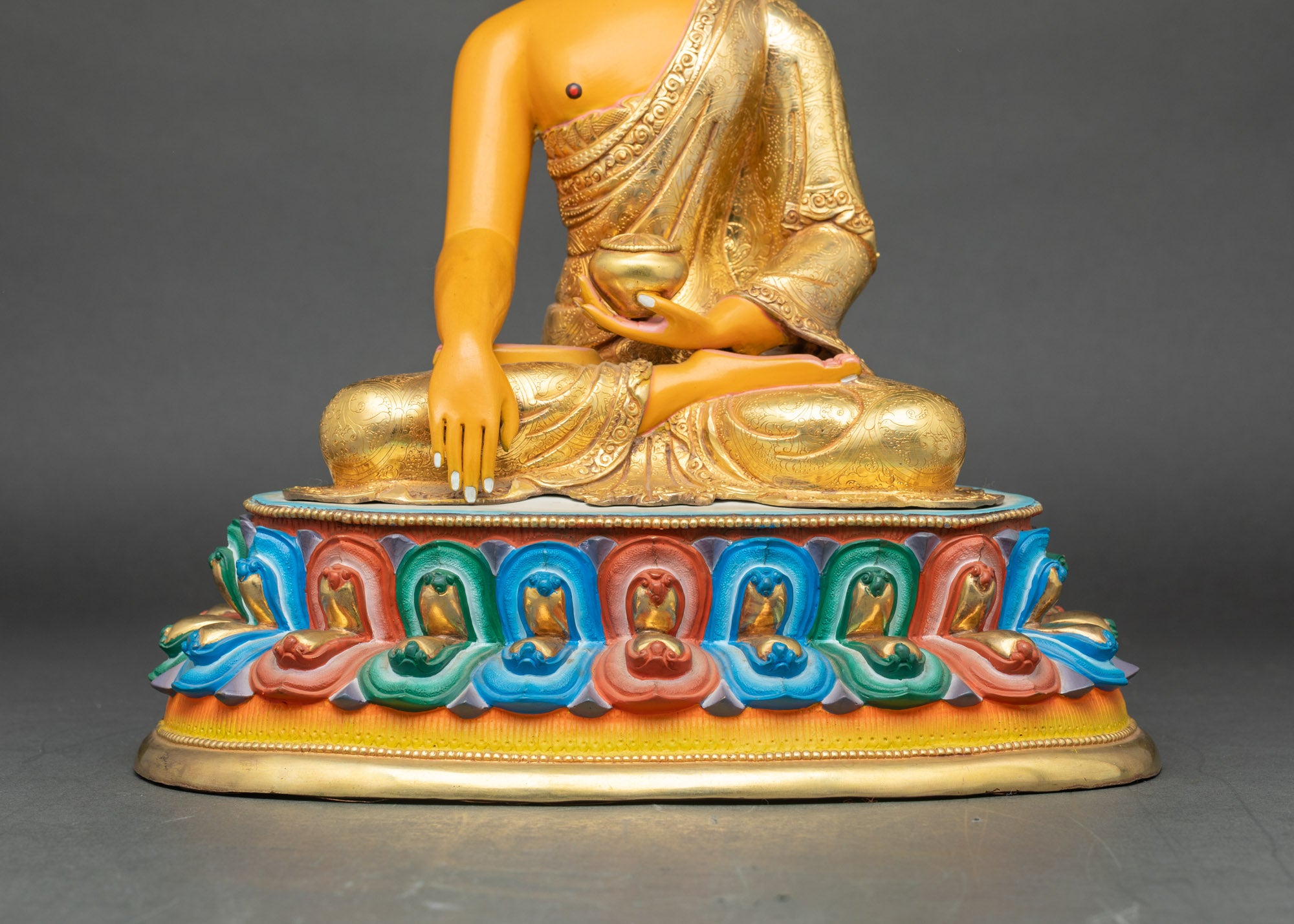 Shakyamuni Buddha Statue | Traditional Nepalese Spiritual Figurine
