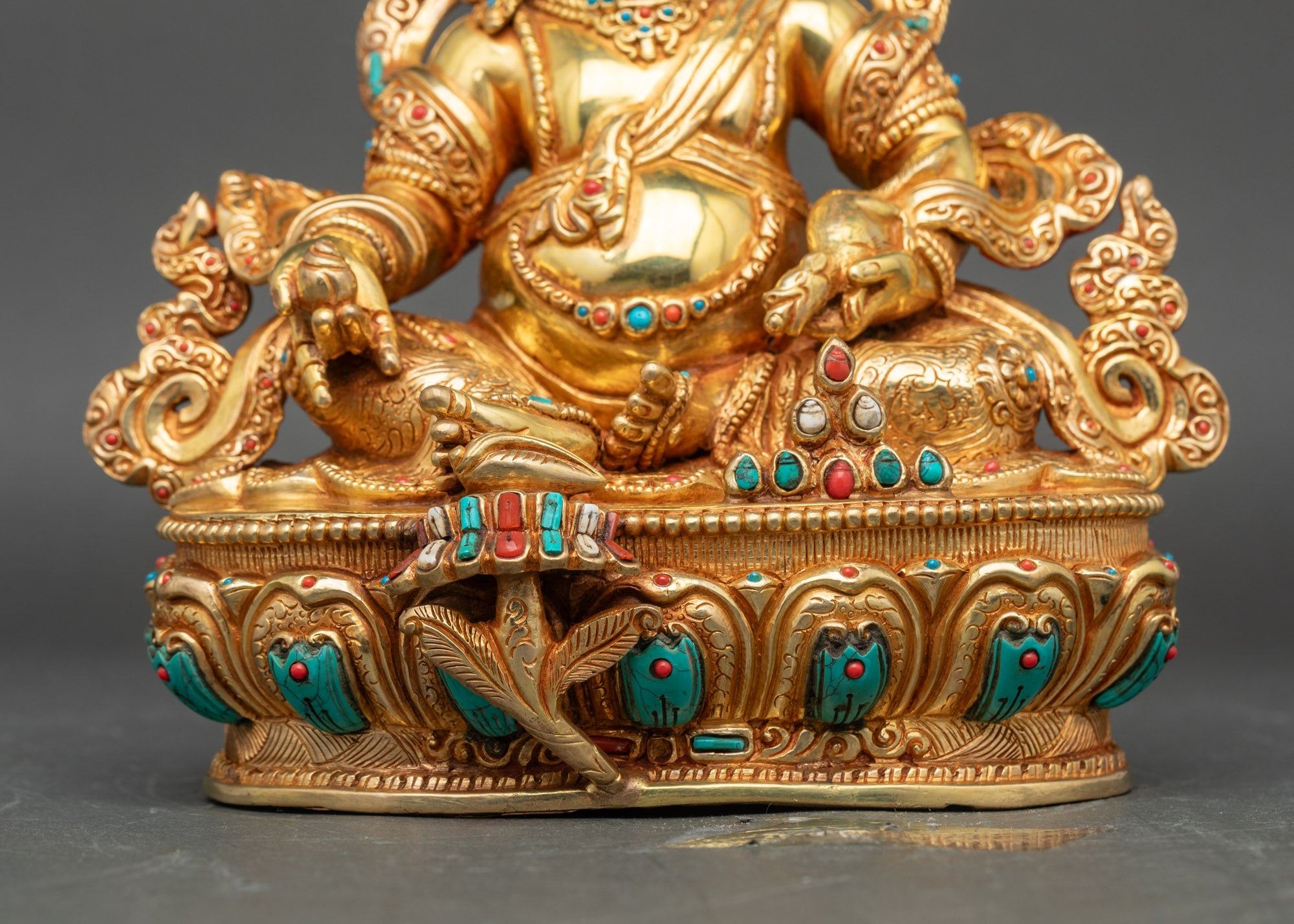 Yellow Dzambhala Statue | Wealth Deity of Abundance and Prosperity