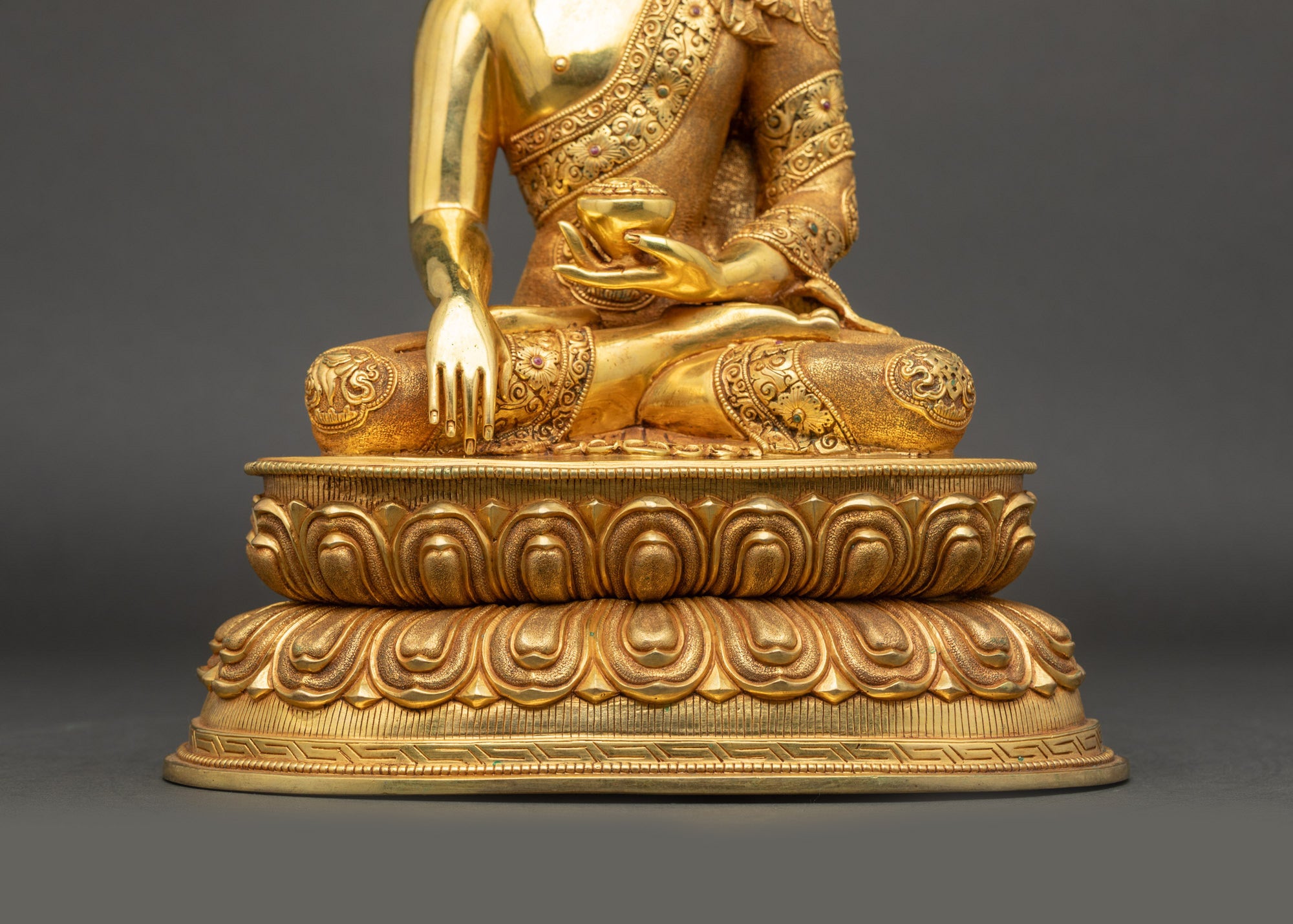 Buy Shakyamuni Buddha Statue | Handcrafted Gold-Gilded Nepalese Art