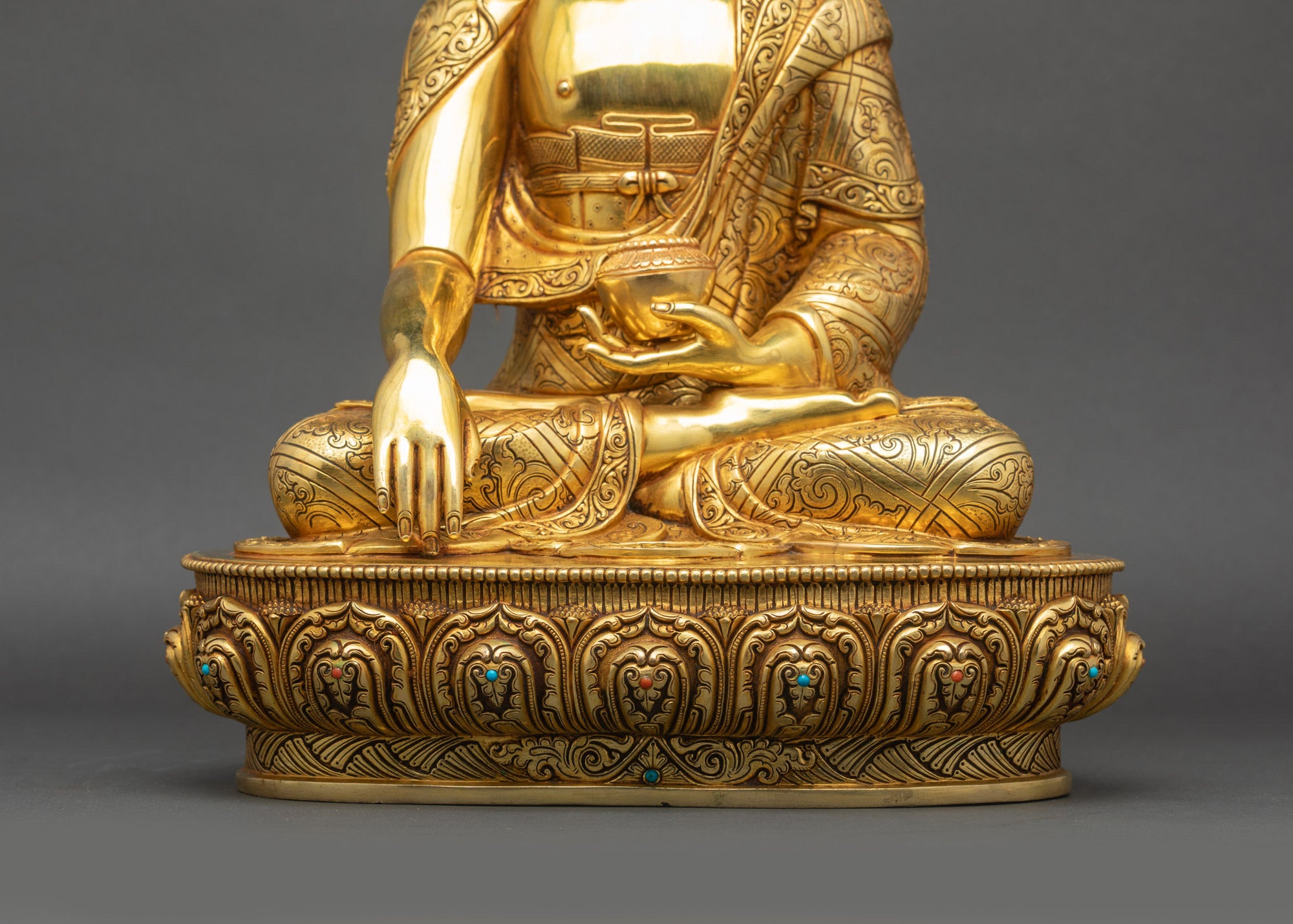 Serene Shakyamuni Buddha Statue | Handmade Gold Fire-Gilded Copper Art