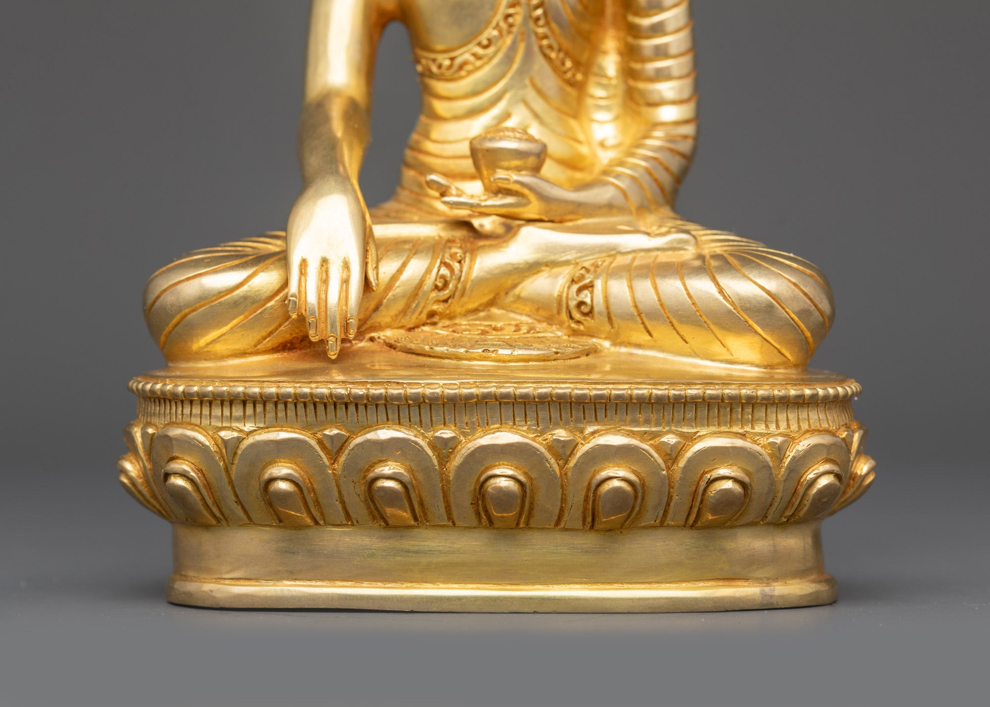 Shakyamuni Buddha Statue