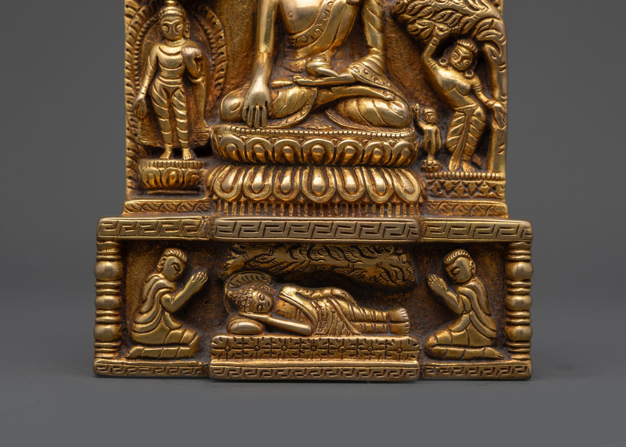 Seated Shakyamuni Buddha – Copper Altar and Meditation Statue