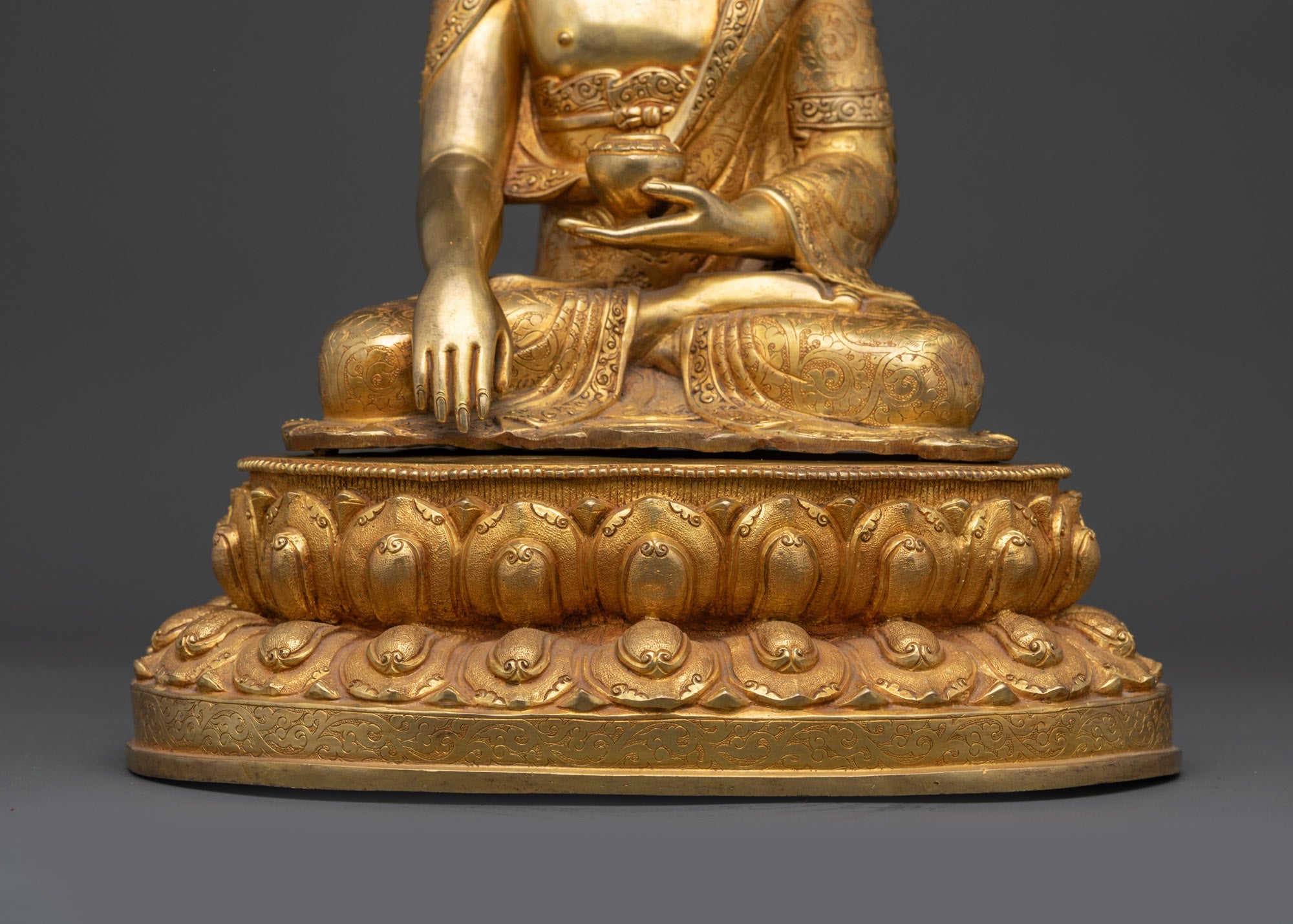 Shakyamuni Buddha Statue