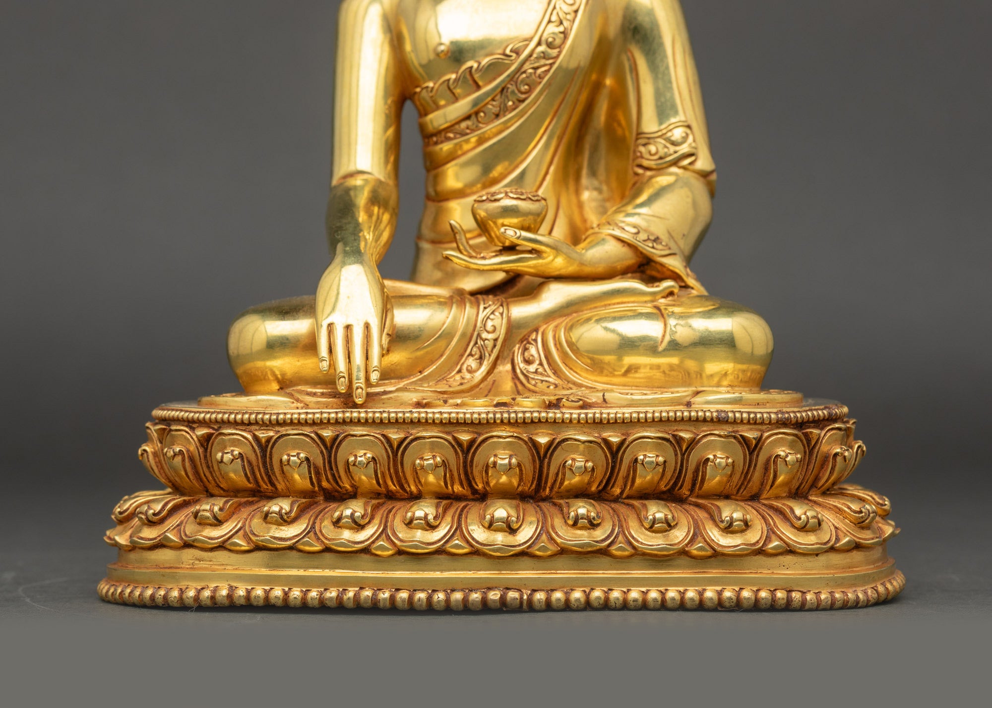 Shakyamuni Buddha Statue | Traditional Meditation Buddha Sculpture