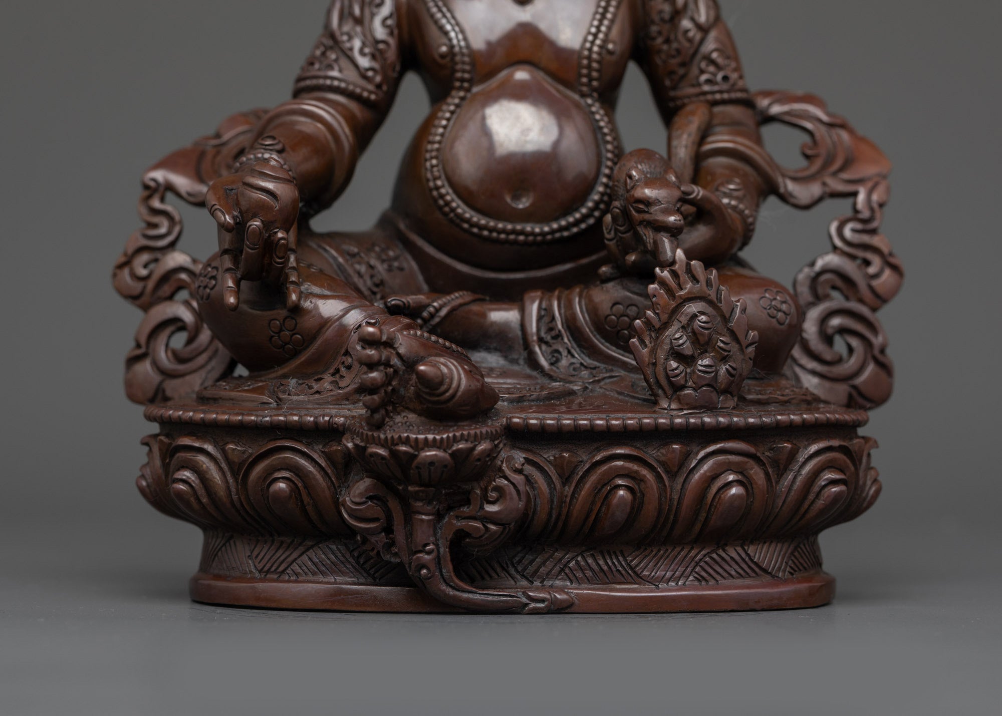 Yellow Dzambhala Statue – Handcrafted Nepalese God of Wealth