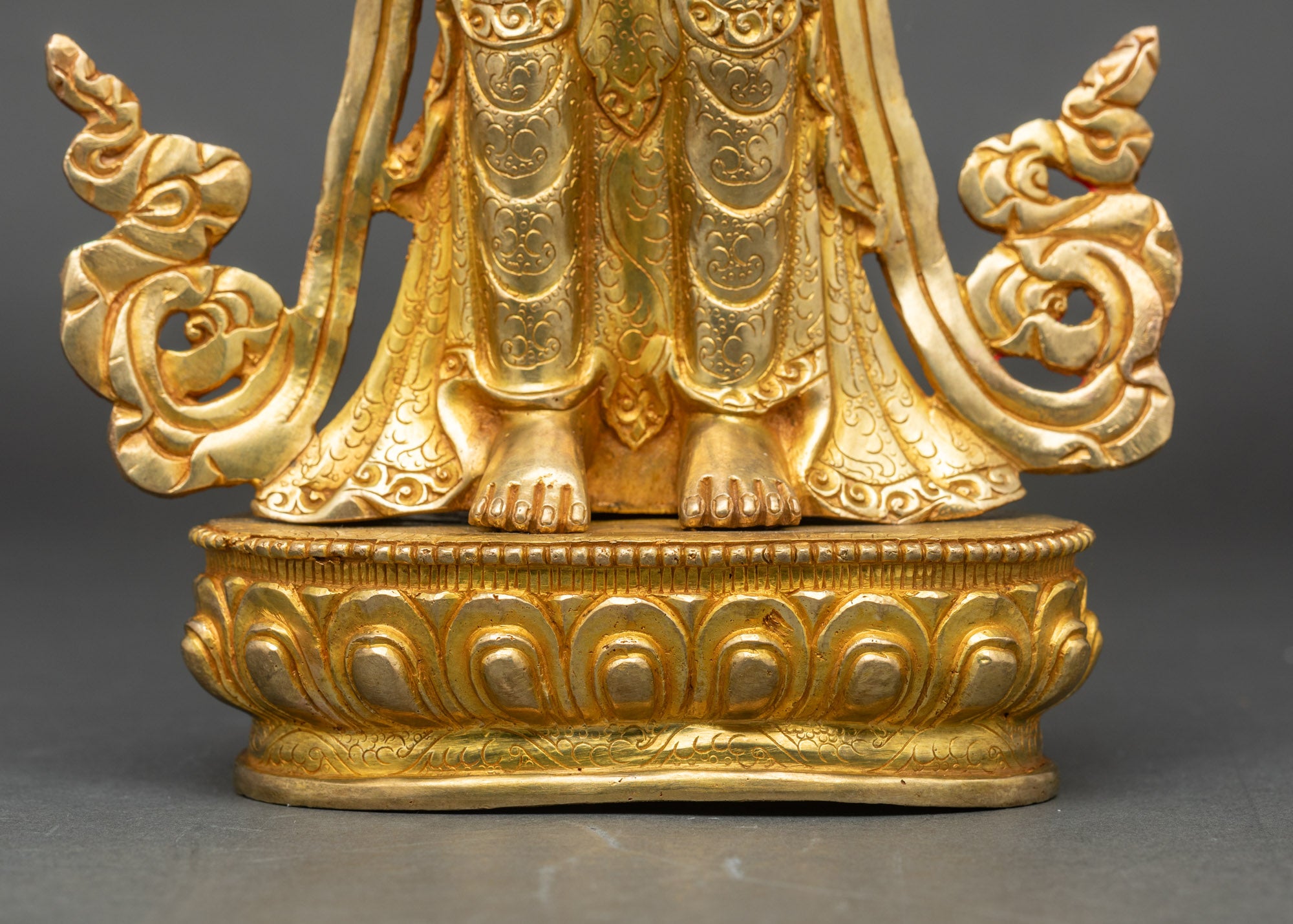 Standing Chenrezig Statue - Bodhisattva of Infinite Compassion