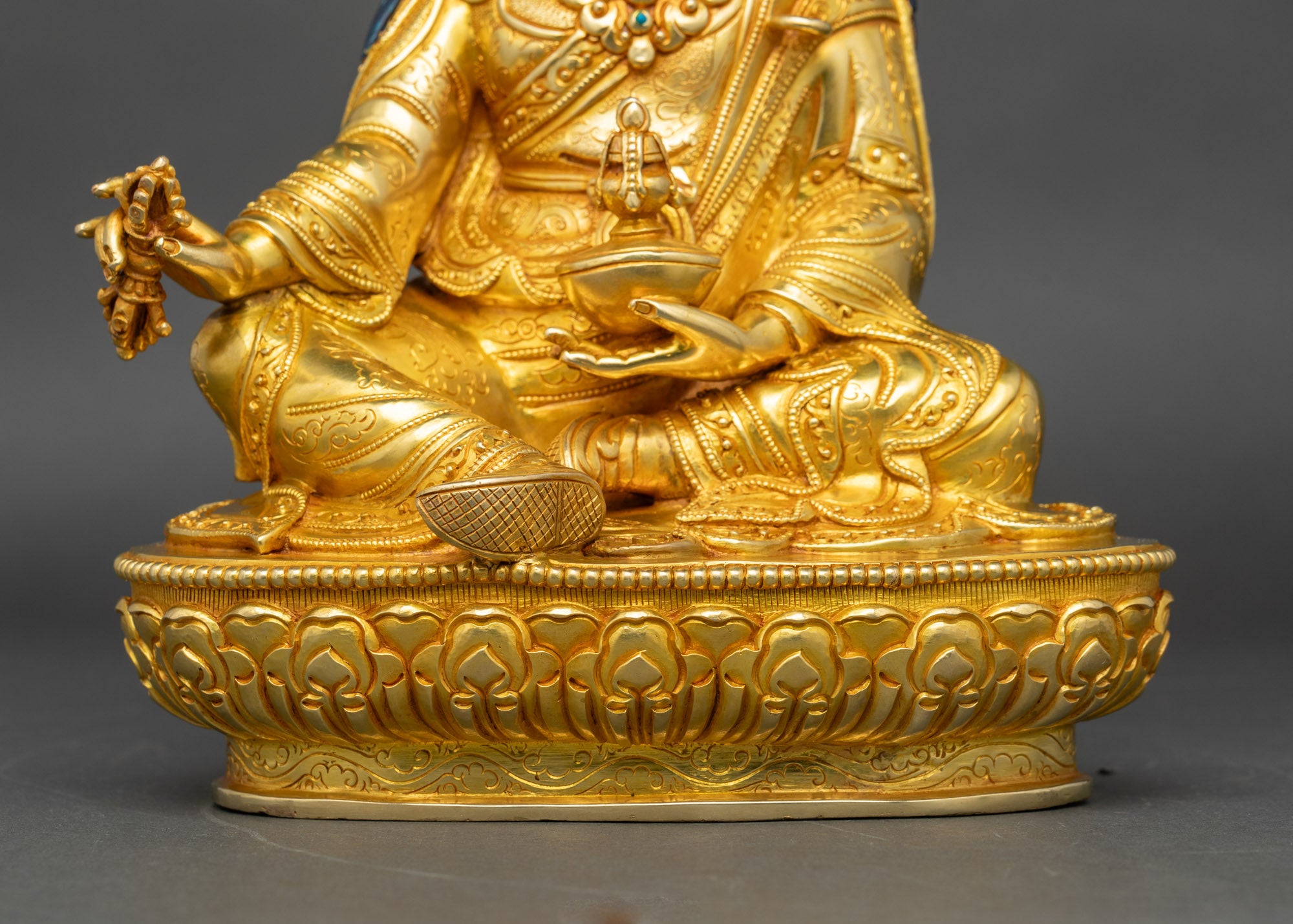 Exquisite Guru Rinpoche Statue | Perfect Gift for Spiritual Seekers