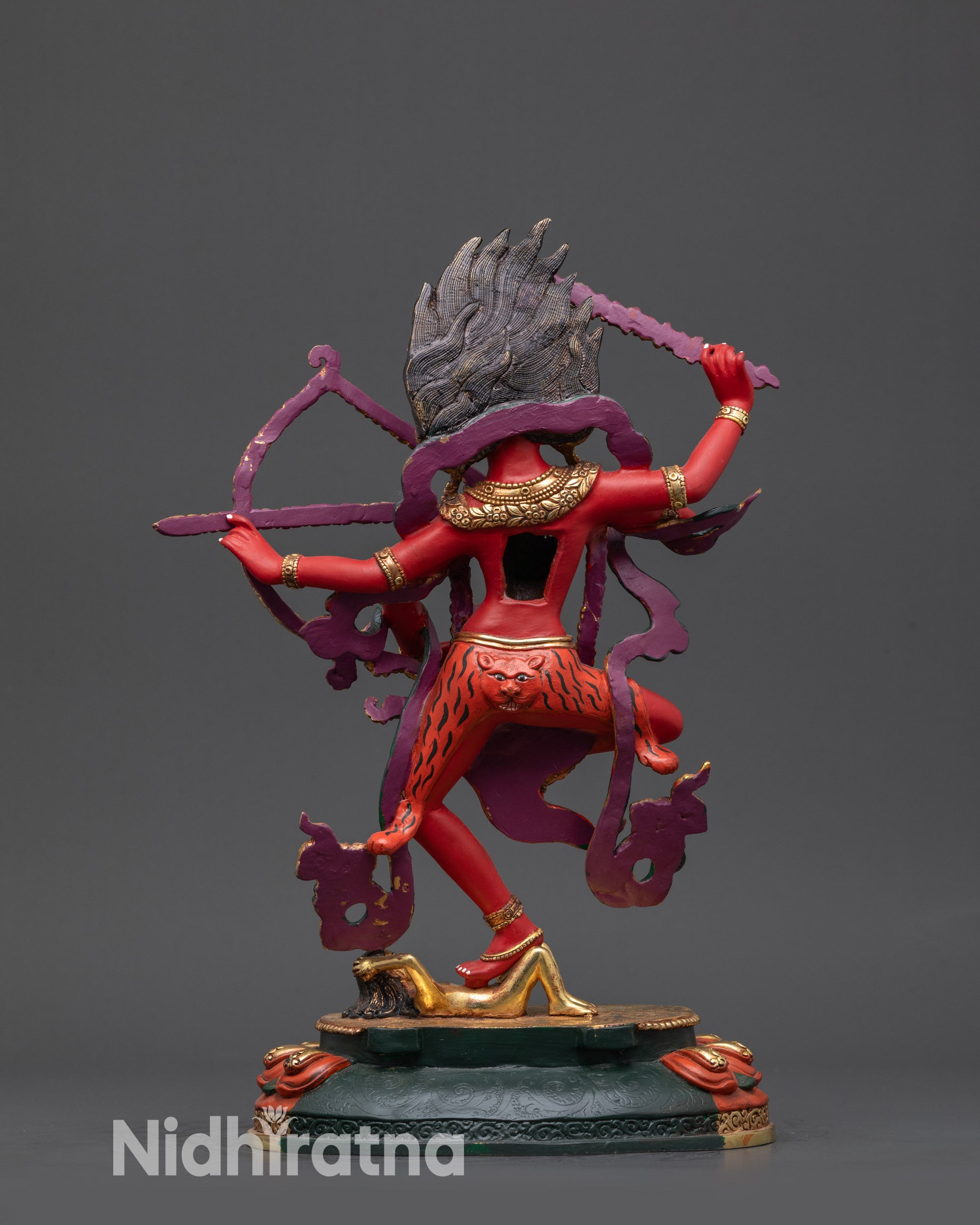 Fierce Dakini Kurukulla Statue | Traditional Himalayan Buddhist Artwork