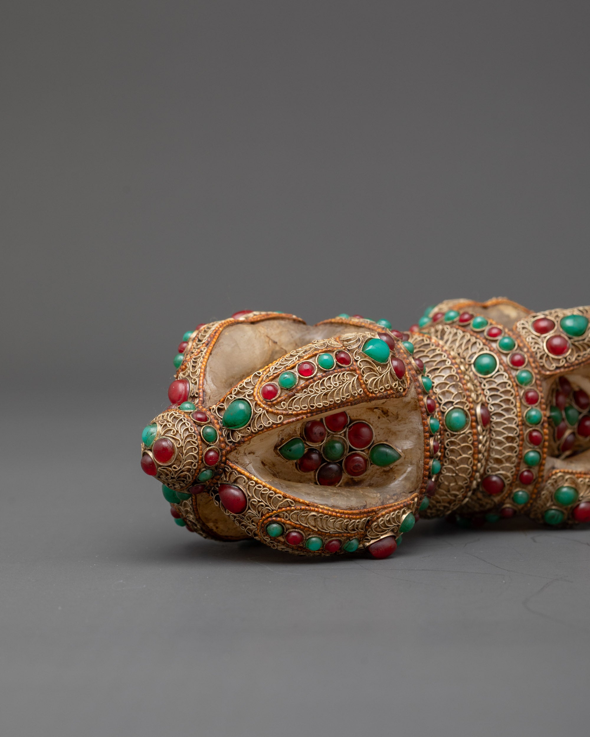 Double-Ended Crystal Dorje Vajra | Buddhist Ritual Tool from Nepal