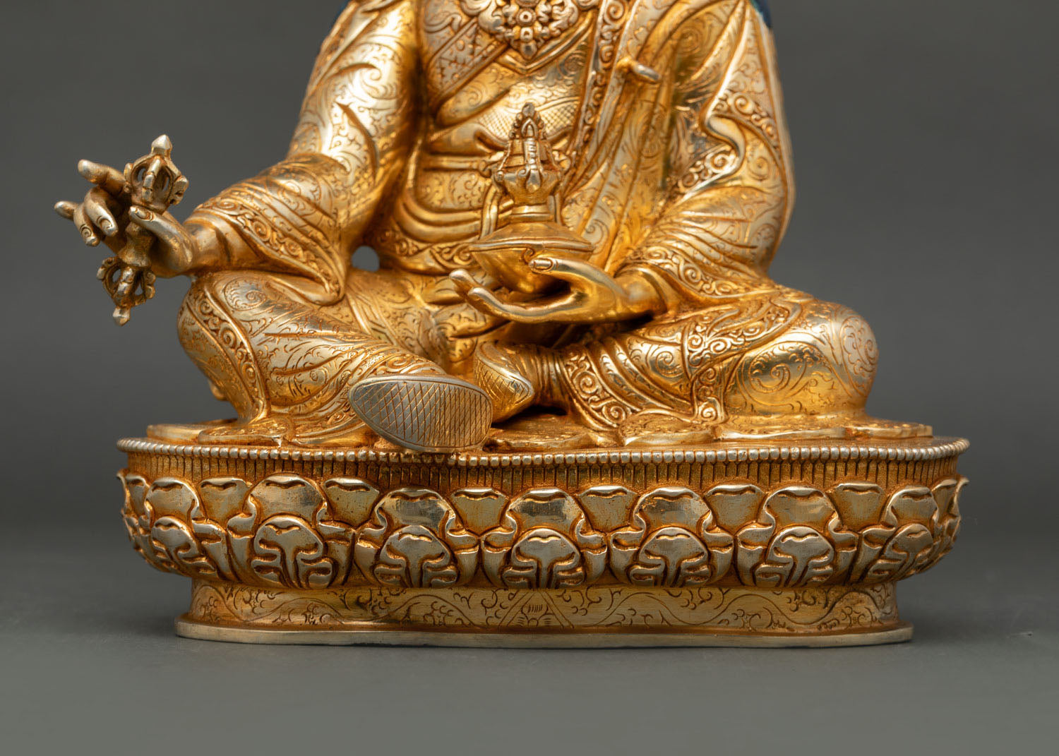 Guru Rinpoche Sculpture | Traditional Buddhist Artwork