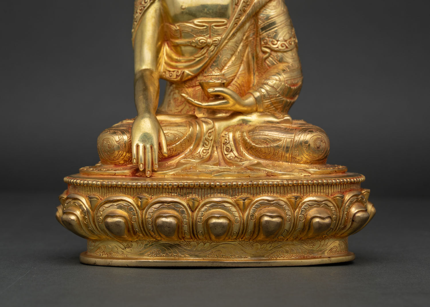 Shakyamuni Buddha Statue | 24K Gold Gilded Buddhist Sculpture