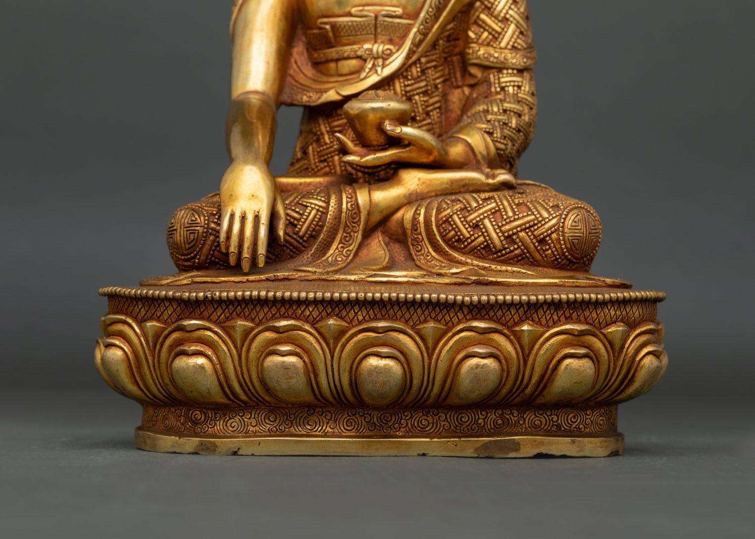 Shakyamuni Buddha Statue