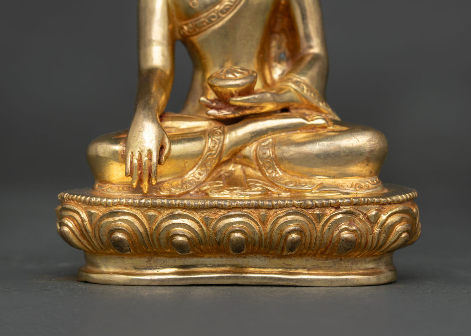 Shakyamuni Buddha Statue | Handcrafted Buddhist Sculpture from Nepal
