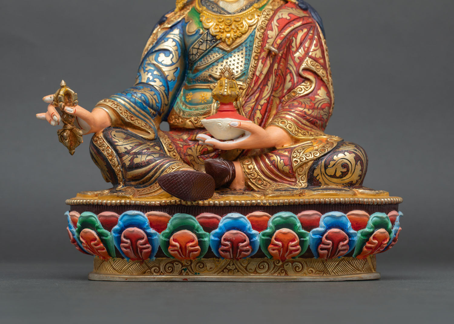 Guru Rinpoche Statue