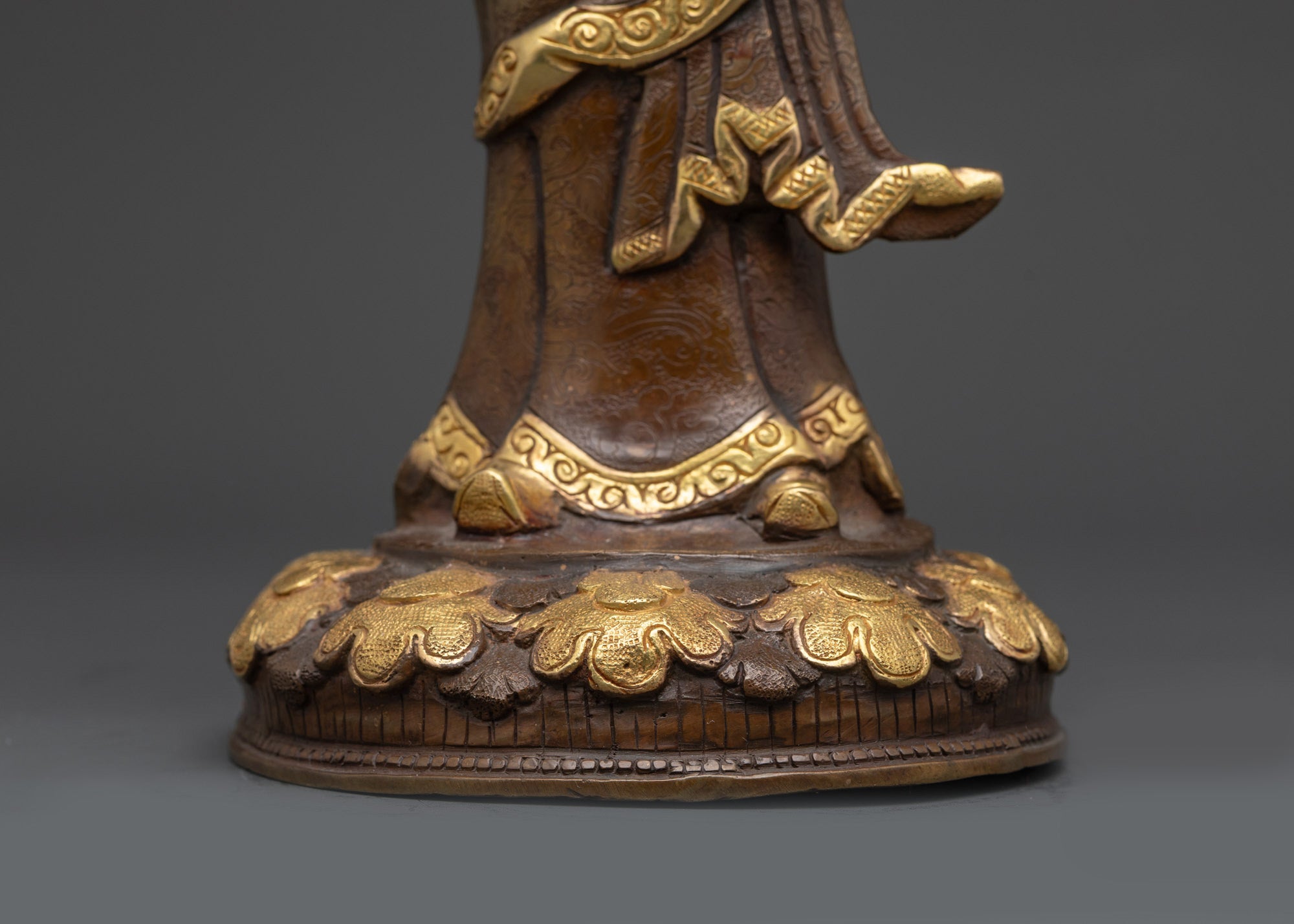 Guru Rinpoche Statue