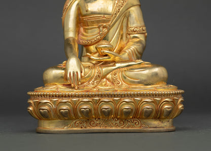 Buddha Shakyamuni Statue | Traditional Buddhist Artwork