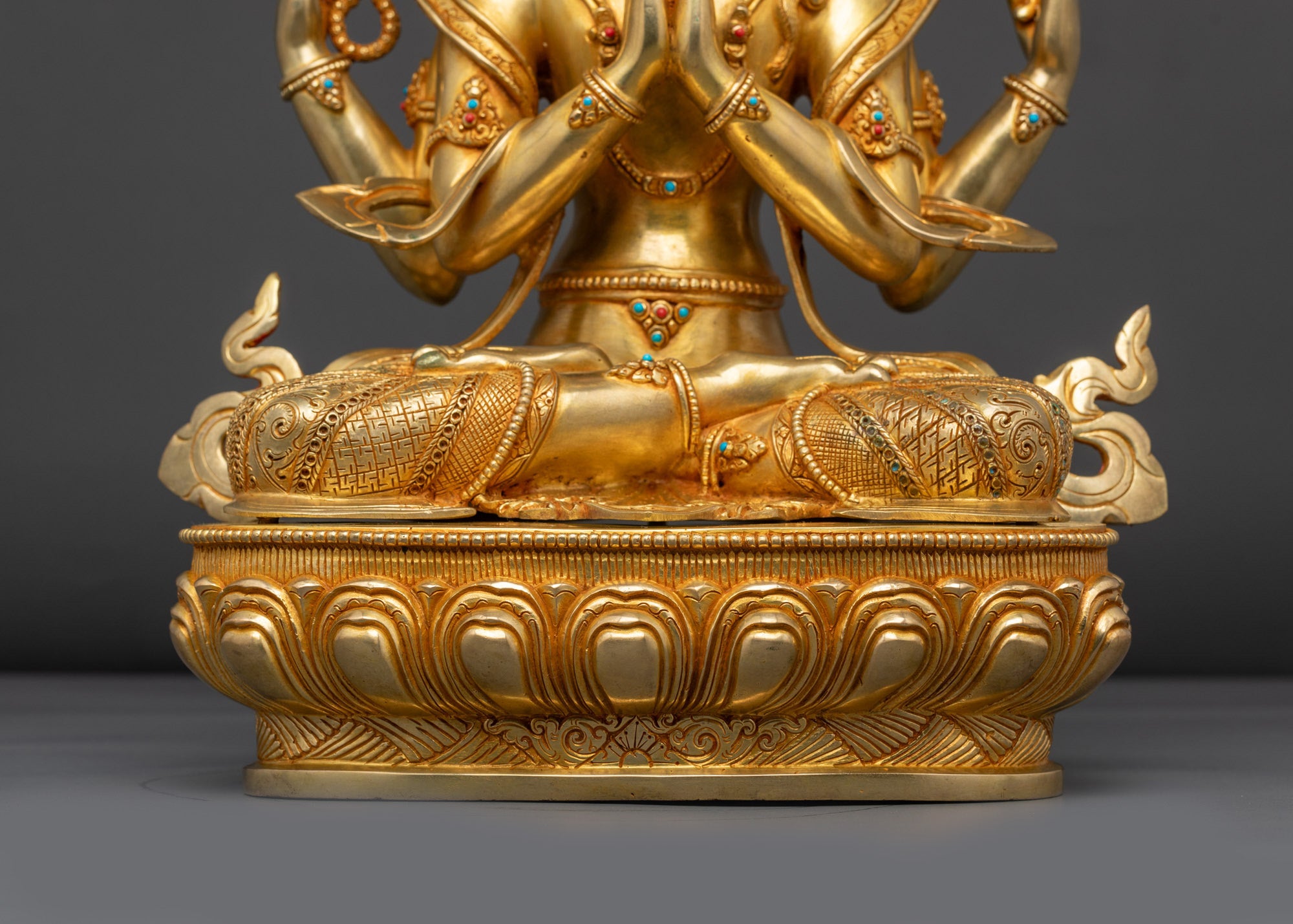 Four-Armed Chenrezig Avalokiteshvara Statue | Tibetan Buddhist Art