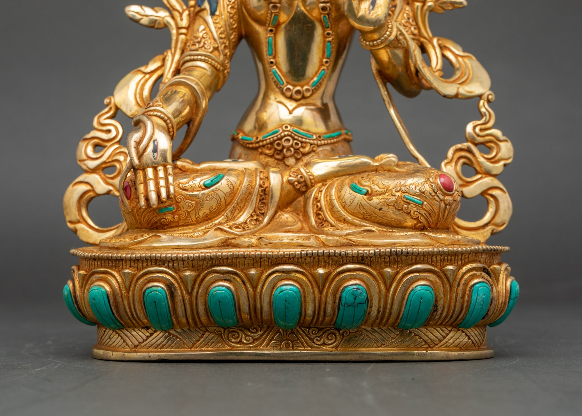 Seven Eyes White Tara Statue for Longevity and Compassion