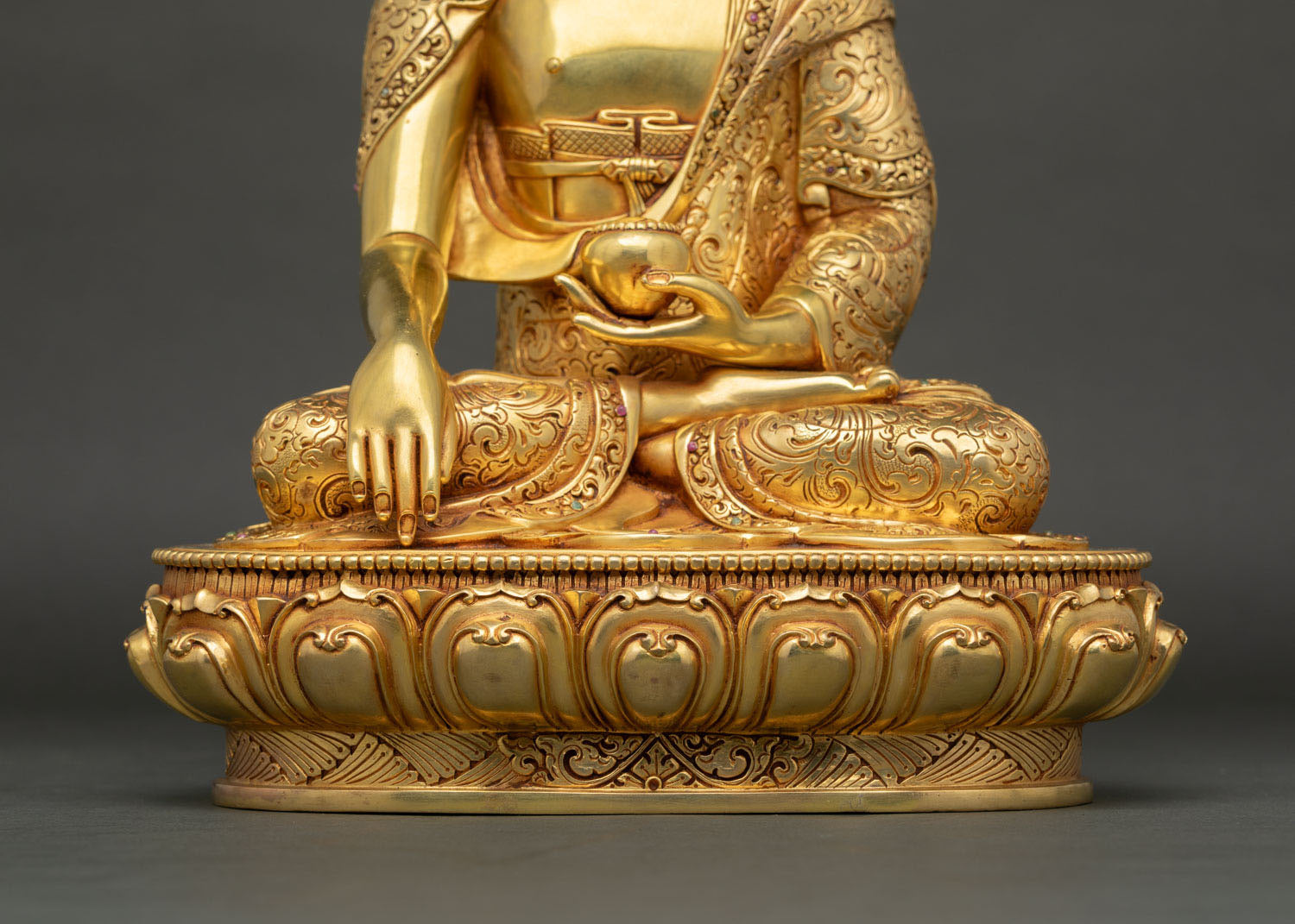 Tathagata Shakyamuni Buddha Statue | Handmade Nepal Artwork