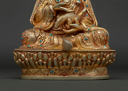 Guru Norla Statue
