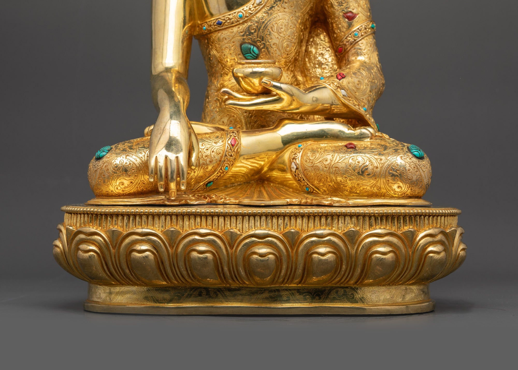 Premium Lord Buddha Shakyamuni Sculpture | Enlightened Tathagata Figure