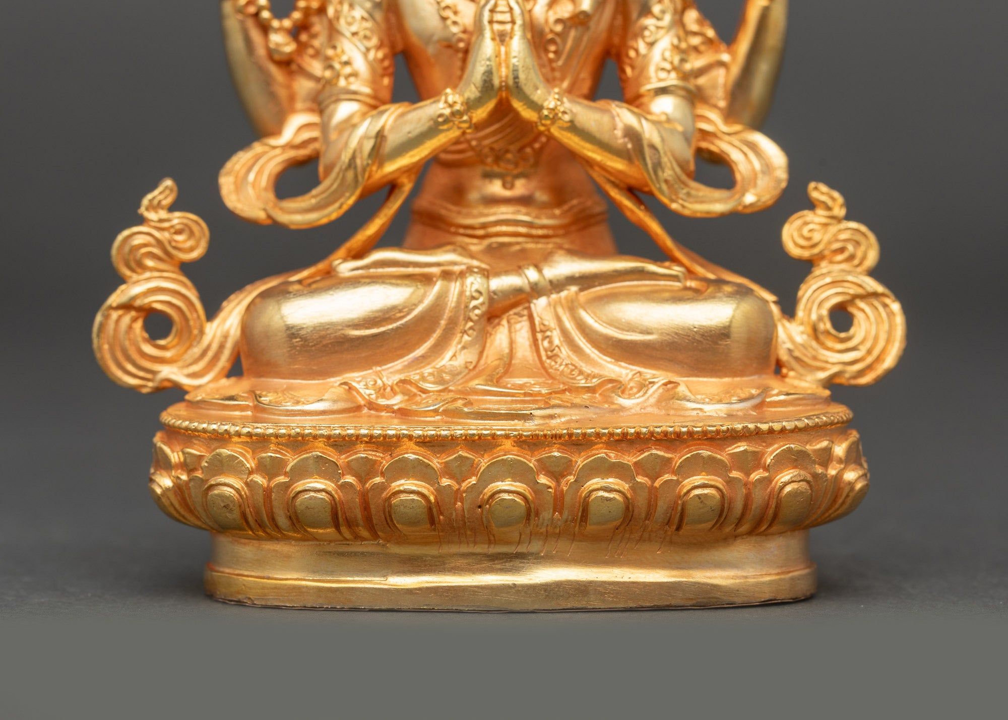 Chenrezig Statue | Precision-Crafted Avalokiteshvara Artwork