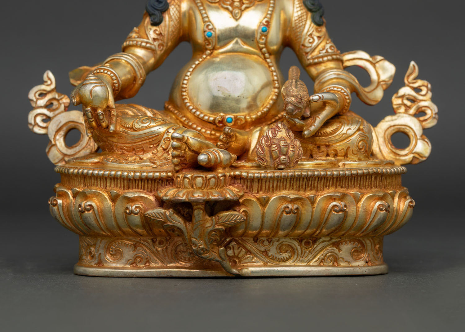 Dzambhala Statue - Symbol of Wealth and Spiritual Prosperity