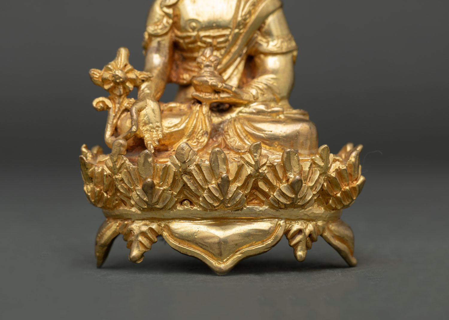 Medicine Buddha Statue