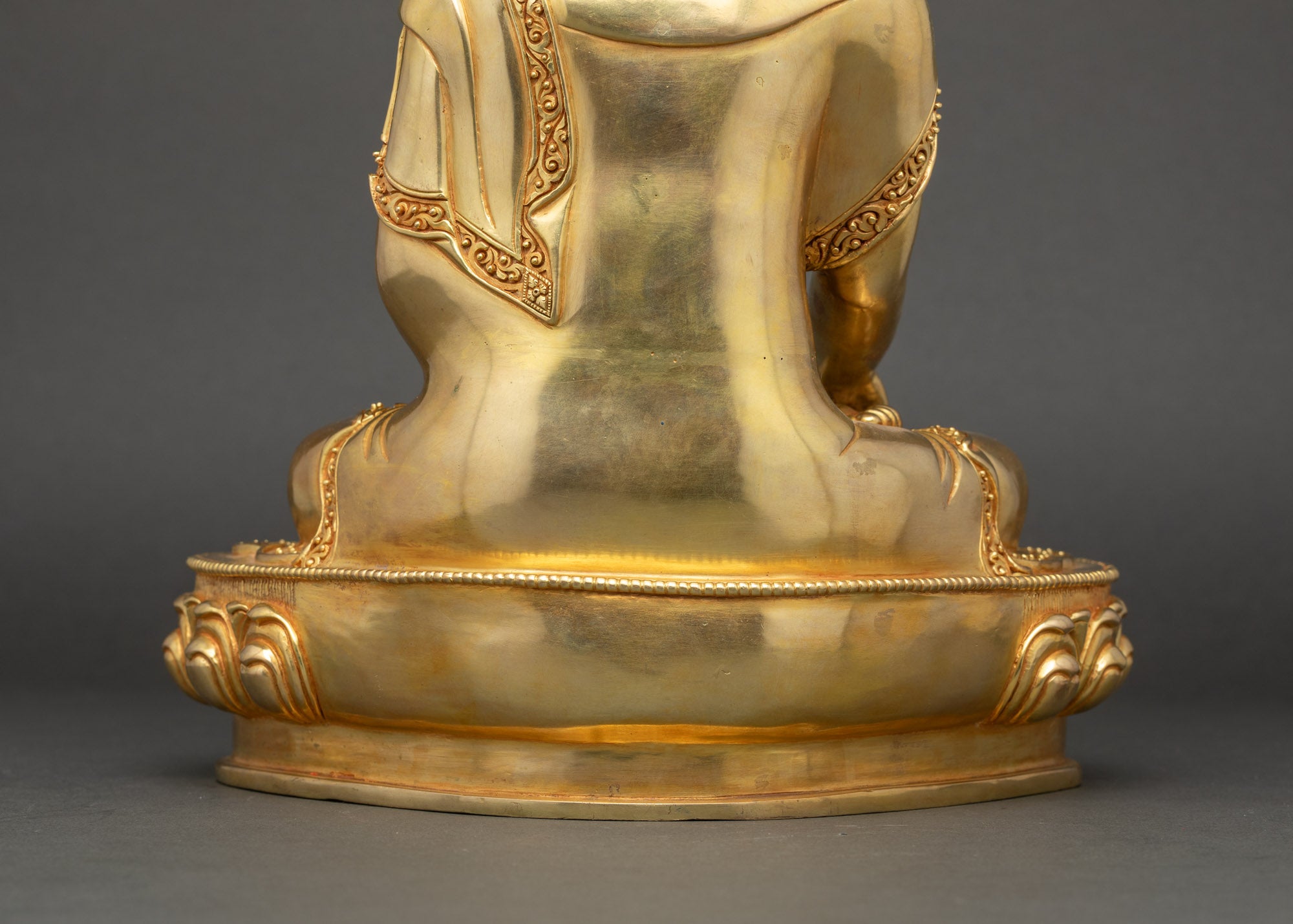 Buddha Shakyamuni Statue
