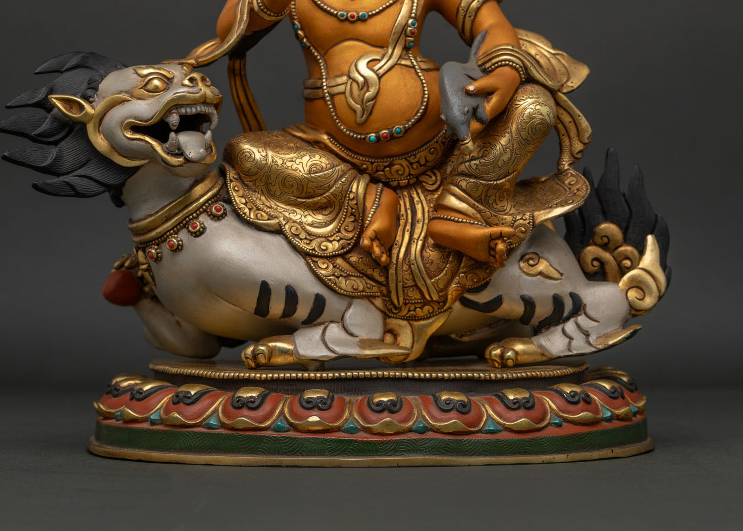 Vaishravana Namtoshe Statue – Buddhist God of Wealth & Prosperity
