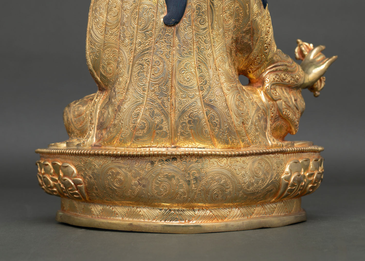 Guru Rinpoche Statue