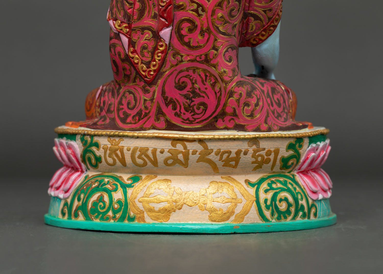 Shakyamuni Buddha Statue