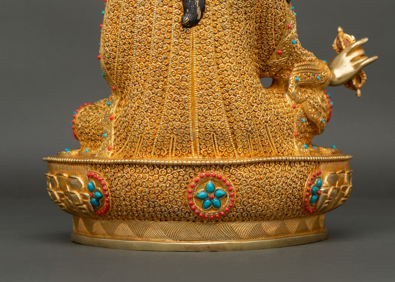 Guru Rinpoche Statue